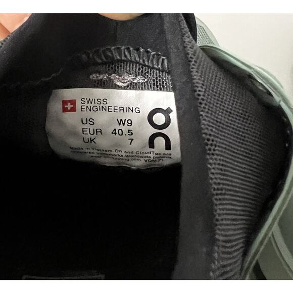 On Cloud Womens SZ 9 Cloudtec Ultra Mint Green running training walking shoes - Picture 8 of 8